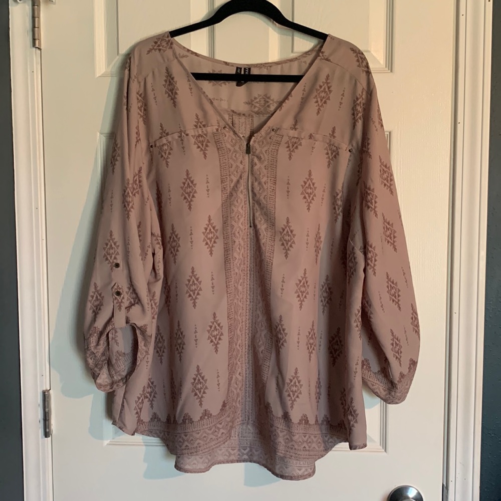 Maurices shirt